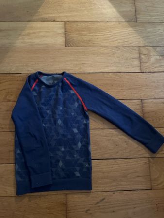 Kinder Funktionsshirt Gr. 110/116 wie neu für Sport im Herbs