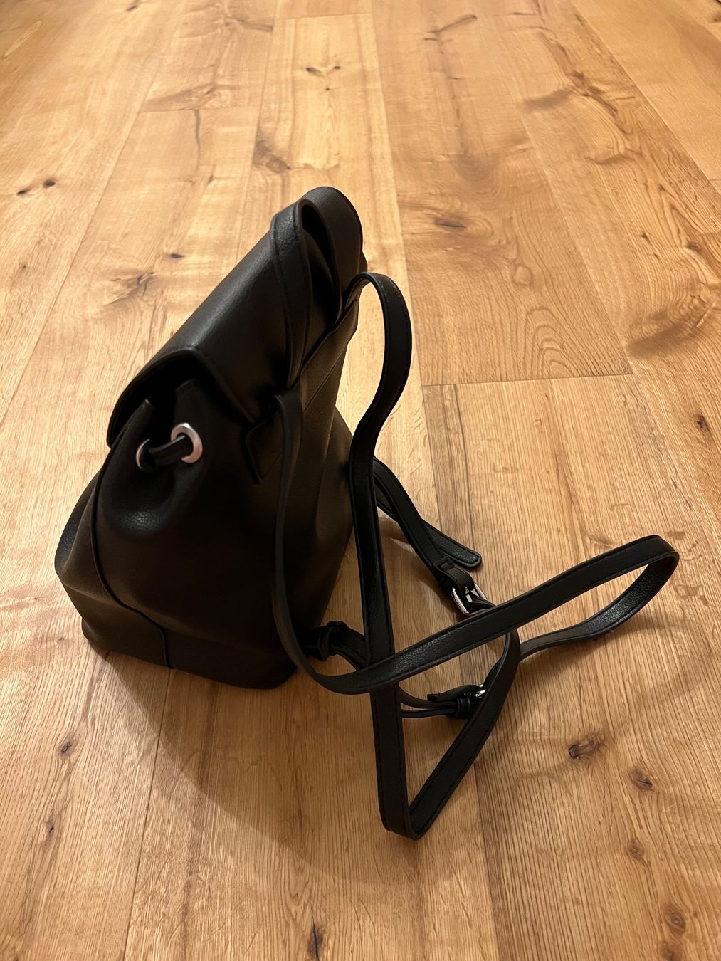 Zaini: Schwarzer Rucksack – Nuovo (secondo la descrizione) da Aarwangen venduto da lalalu 1
