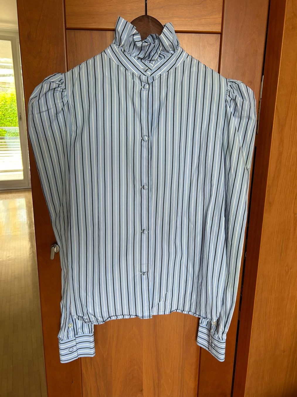 Camicette: Elegante, gestreifte Designer-Bluse von FRAME, Gr. 36 – Usato da Wädenswil venduto da coconut1289 1