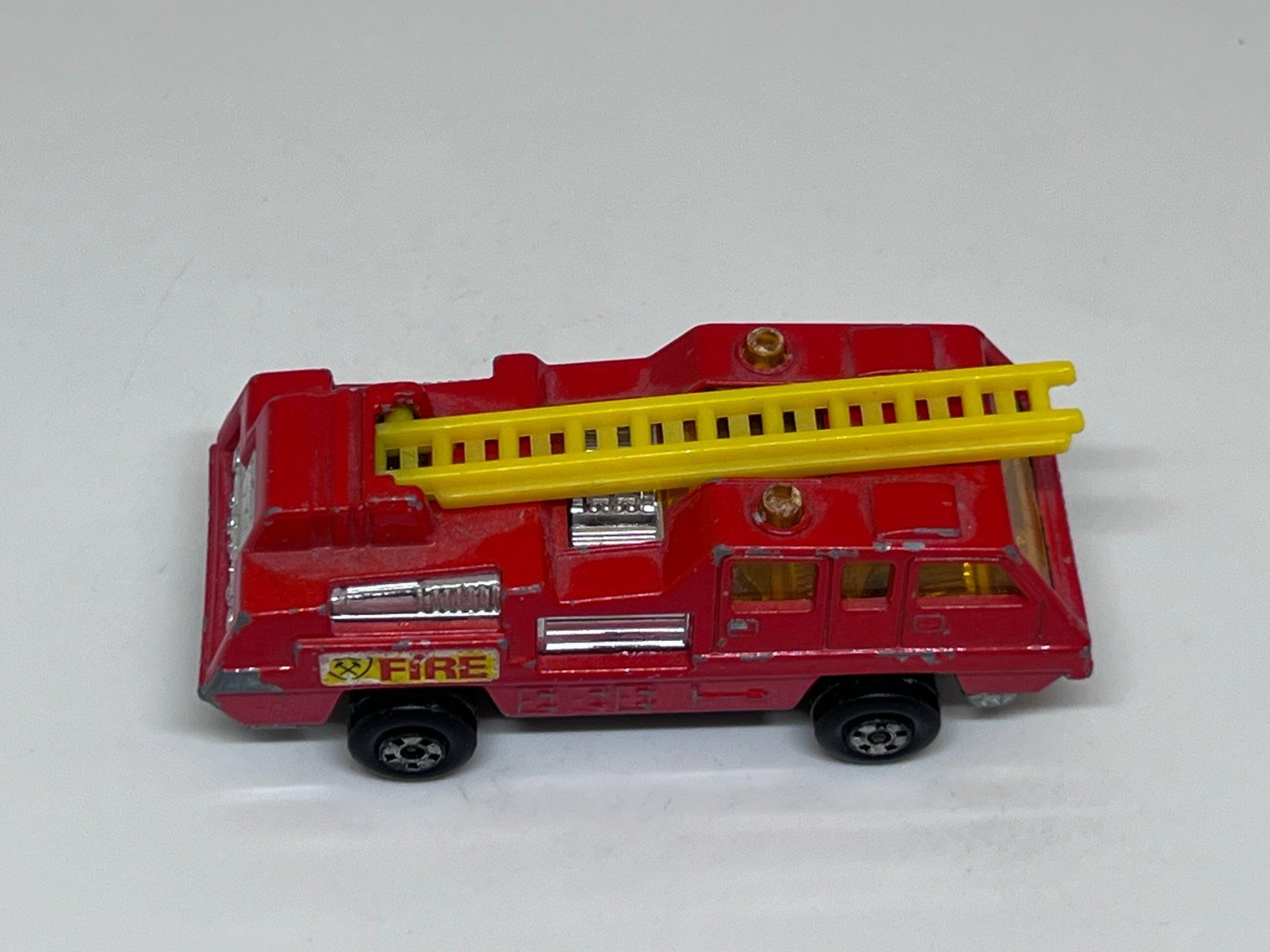 Matchbox Modellautos: Matchbox Blaze Buster #489 – Gebraucht aus Wildegg von LaaBoutique 1