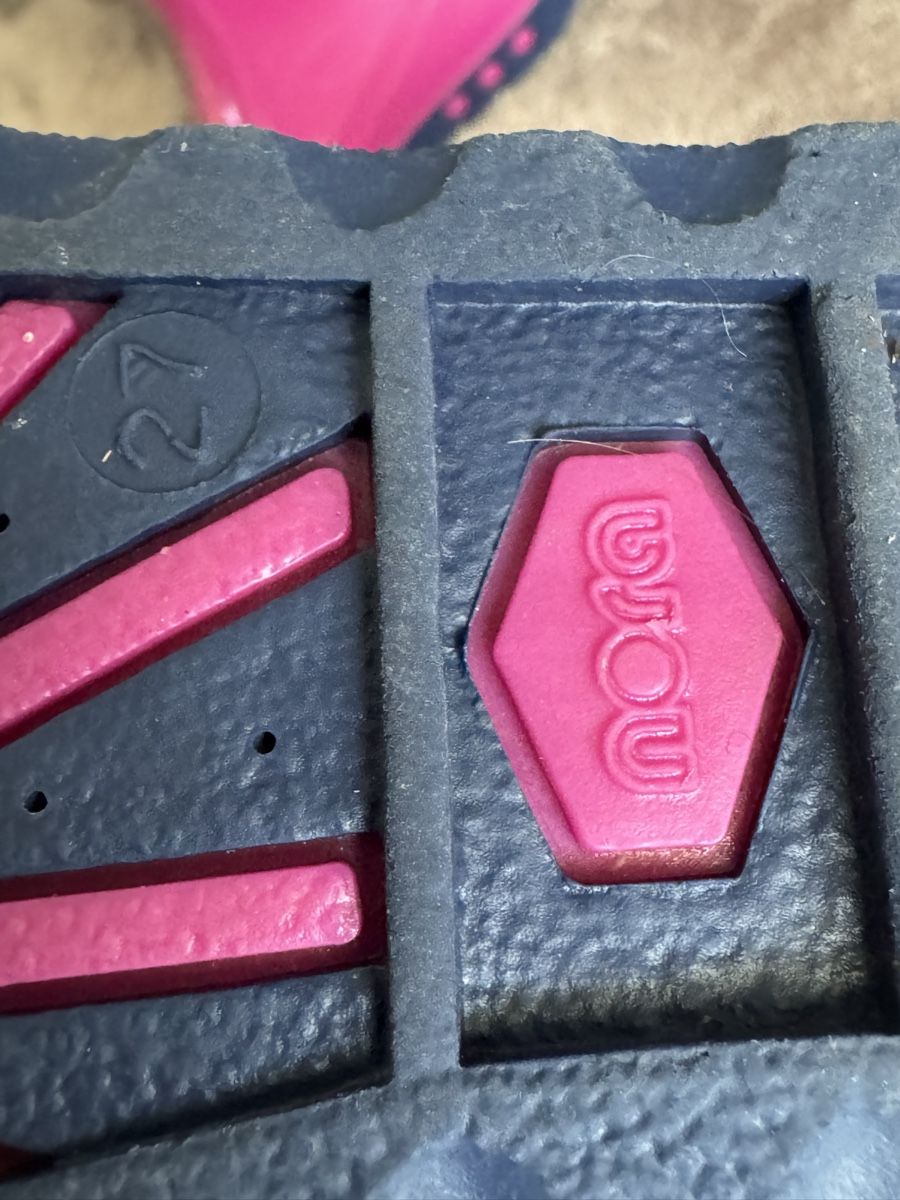 Scarpe per ragazzi: Gummistiefel pink Grösse 27 – Usato da Wollerau venduto da Jusgurke 1