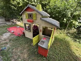 Spielhaus Smoby mit Picknicktisch gebraucht guter Zustand