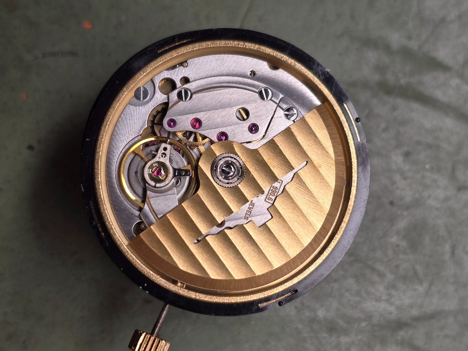 Longines Orologi: Mouvement Longines 990.6 – Usato da Tramelan venduto da Nirdan 5