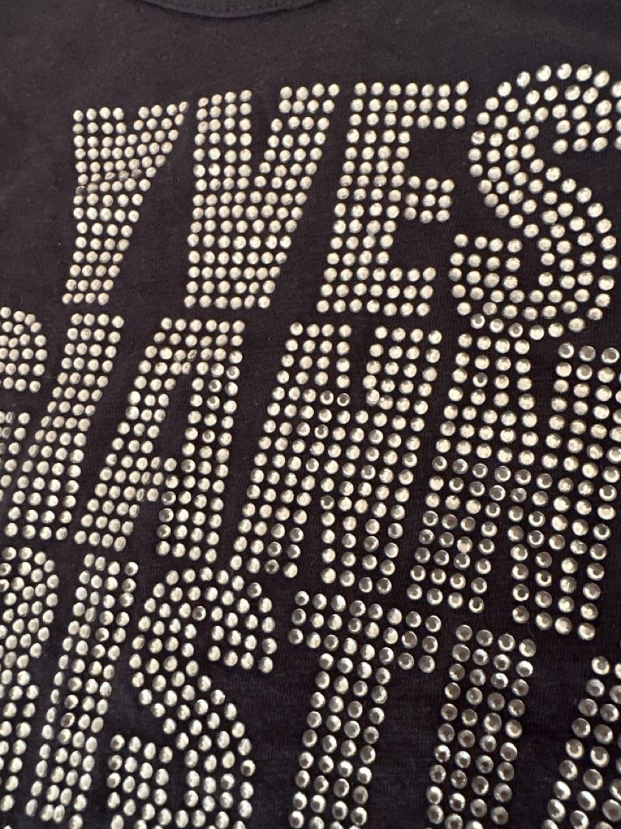 T-shirt: Black Tank Top with Rhinestone Names - Size S – Usato da Binningen venduto da can_s2yh 1