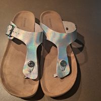 Zehentrenner Sandalen metallic blau Grösse 39 gebraucht