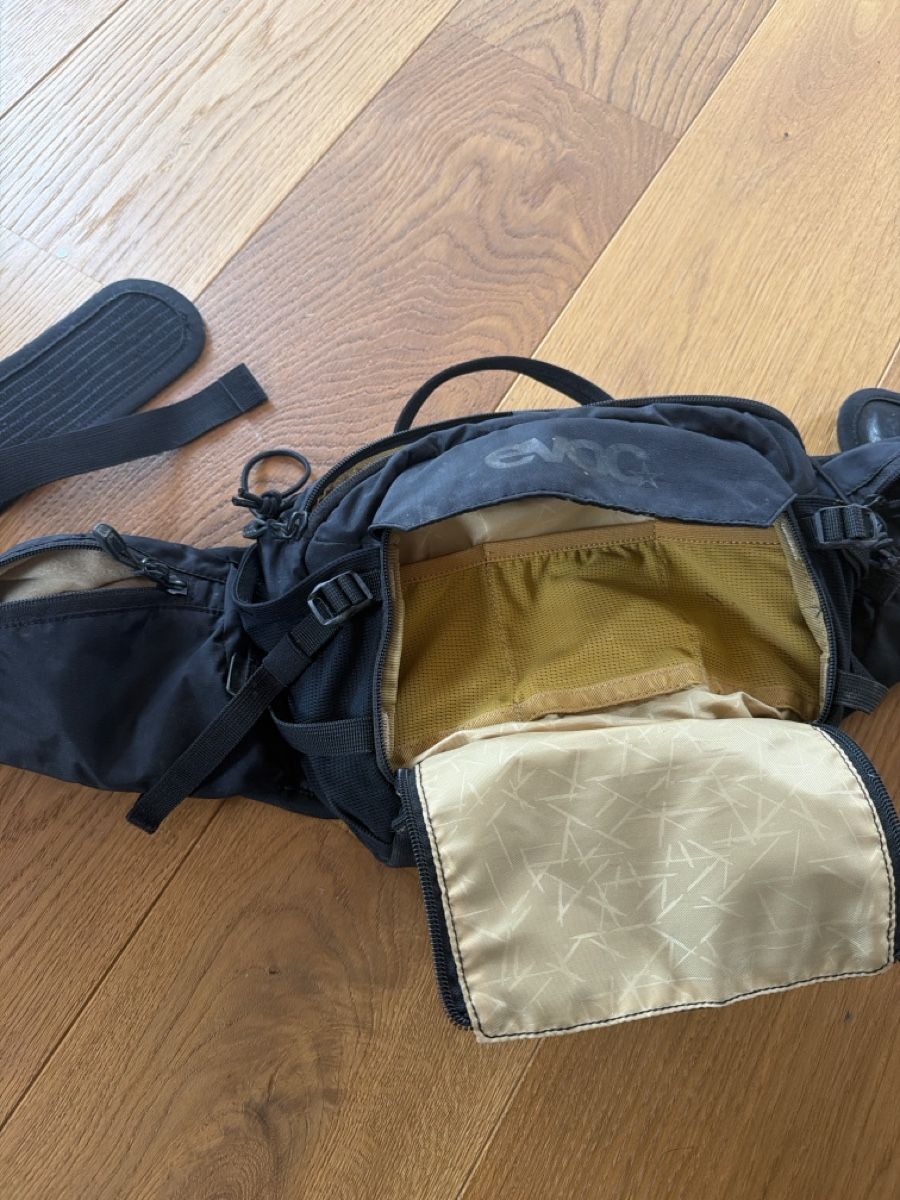 Evoc Sacs à dos: Evoc Hip Pack Pro E-Ride 3 – D'occasion à Muri AG par User_One 2