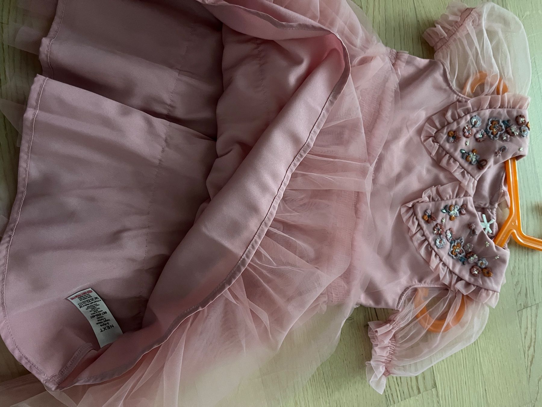Next Vestiti & Gonne: Neu Mädchen Kleid 104 – Nuovo (secondo la descrizione) da Adliswil venduto da Sale12 2