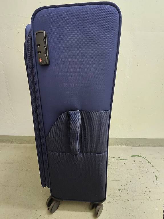 Reisekoffer: it Luggage Reisekoffer / Trolley gross  – Gebraucht aus Bern von ElianeBE 1