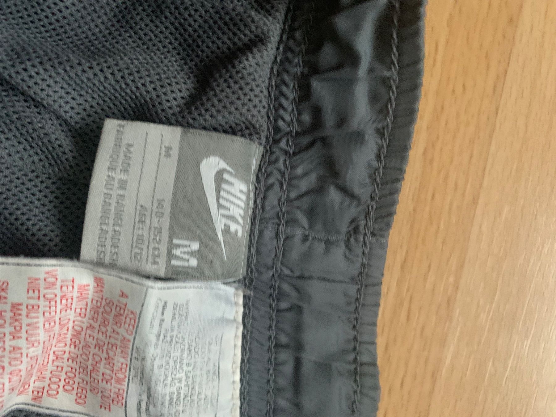 Hosen: Nike Trainingshose Regenhose – Gebraucht aus Bettlach von valishop 4