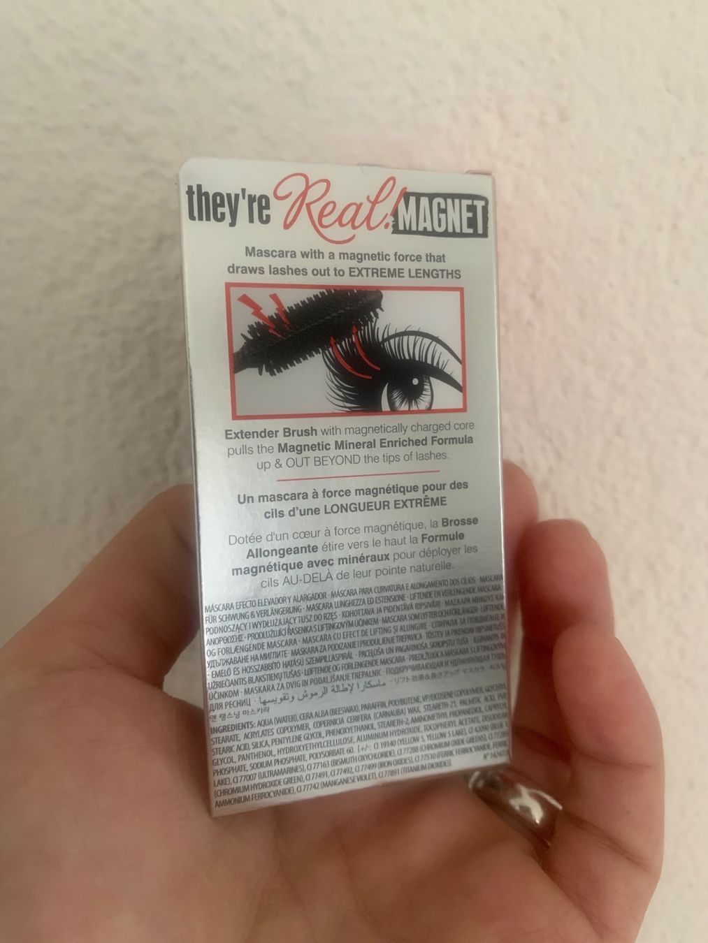 Make-up: Benefit Magnet Mascara, Mini, Ladenpreis CHF21.90Neu – Nuovo e nell'imballaggio originale da Zürich venduto da deruja 3
