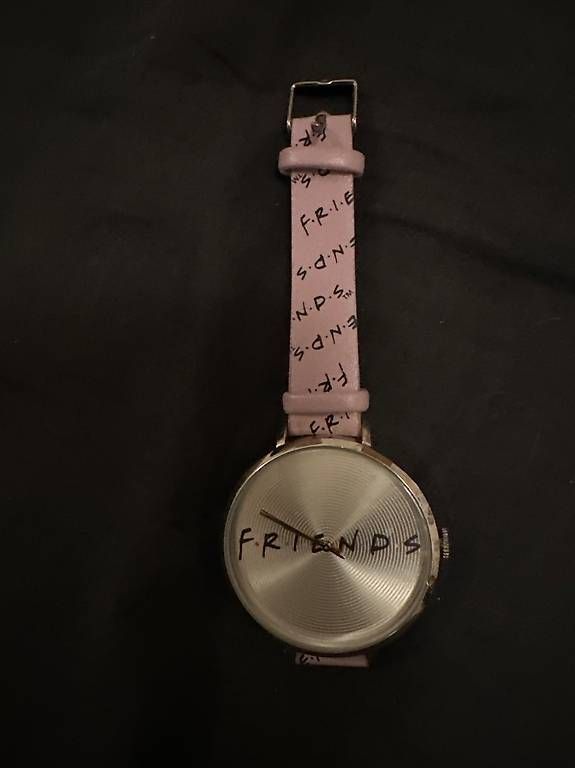 Orologi: Montre friends  – Usato da Plan-les-Ouates venduto da emma1981