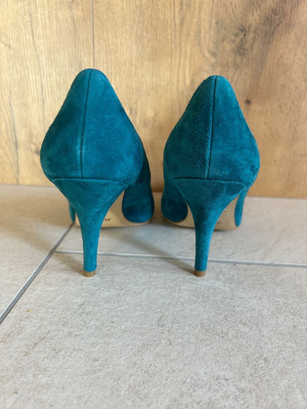 Damenschuhe: Damen Pumps Wildleder Türkis Gr. 38 Bata – Neu (gemäss Beschreibung) aus Biel/Bienne von han_5l8v 2