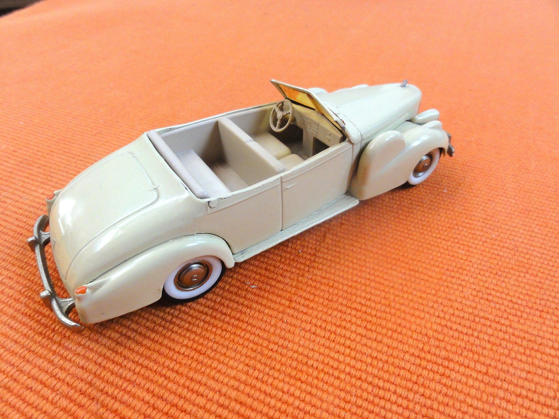 Cadillac Modellautos: Modellauto Cadillac V16 Cabrio – Neu (gemäss Beschreibung) aus Ebikon von 2297 3