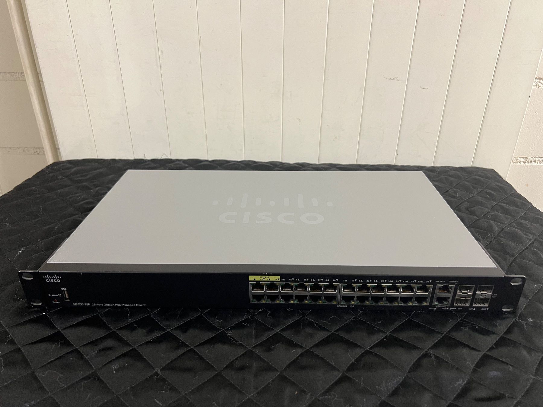 Cisco Hubs & Switches: Cisco SG350-28P – Gebraucht aus Kirchberg SG von EPGaemperle