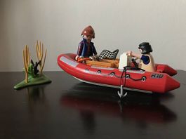 Playmobil 5559 Wildlife inflatable boat with explorers