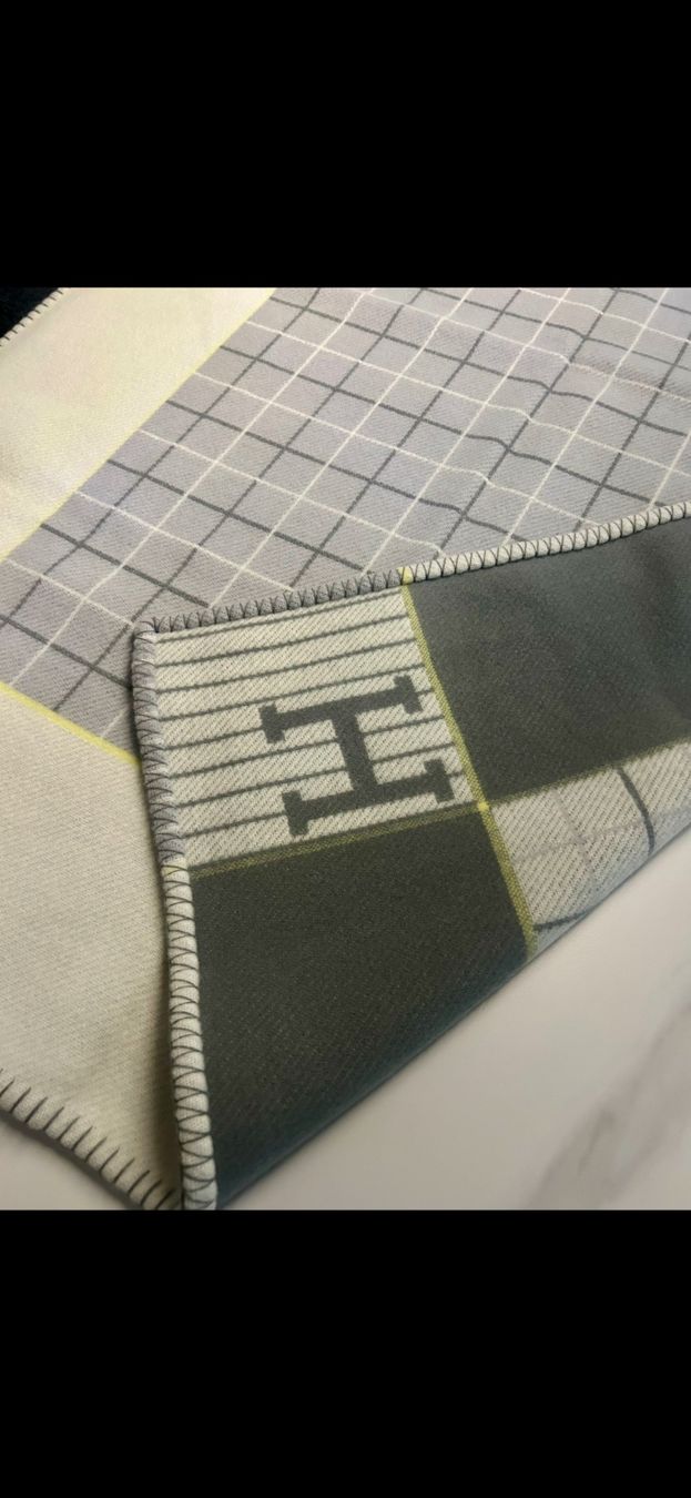 Coperte: Neue Hermès Decke – Nuovo (secondo la descrizione) da Oberengstringen venduto da miks95 3