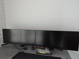 2 X Samsung S34C500GGU Monitore 34 Zoll mit Desktop Stand 