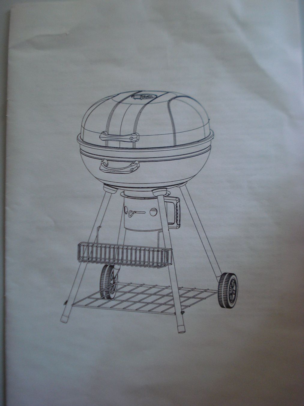 Grils: Holzkohlegrill – Neuf avec emballage d'origine à Neuenkirch par siuprellum
