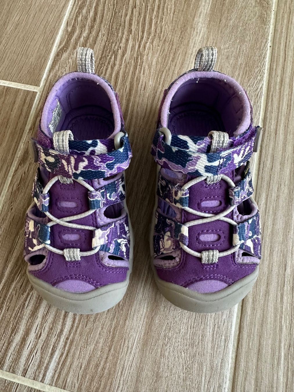 Keen Scarpe per ragazze: Keen Sandalen Gr. 22 violett – Usato da Rudolfstetten venduto da Joyw 1