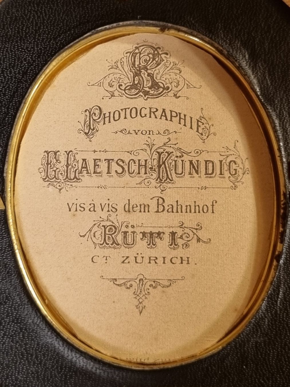 Foto & Immagini: Antikes Atelierfoto E. Lätsch-Kündig Rüti – Usato da Scharnachtal venduto da devin03 5