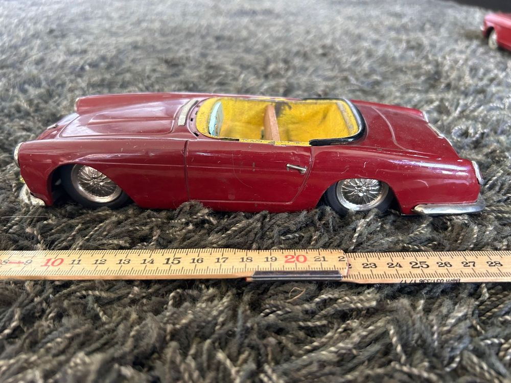 rotes Ferrari oldtimer modelauto vintage (Gebraucht) in Uetliburg SG ...