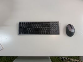 Dell Tastatur und Maus KM7120W grau sehr guter Zustand