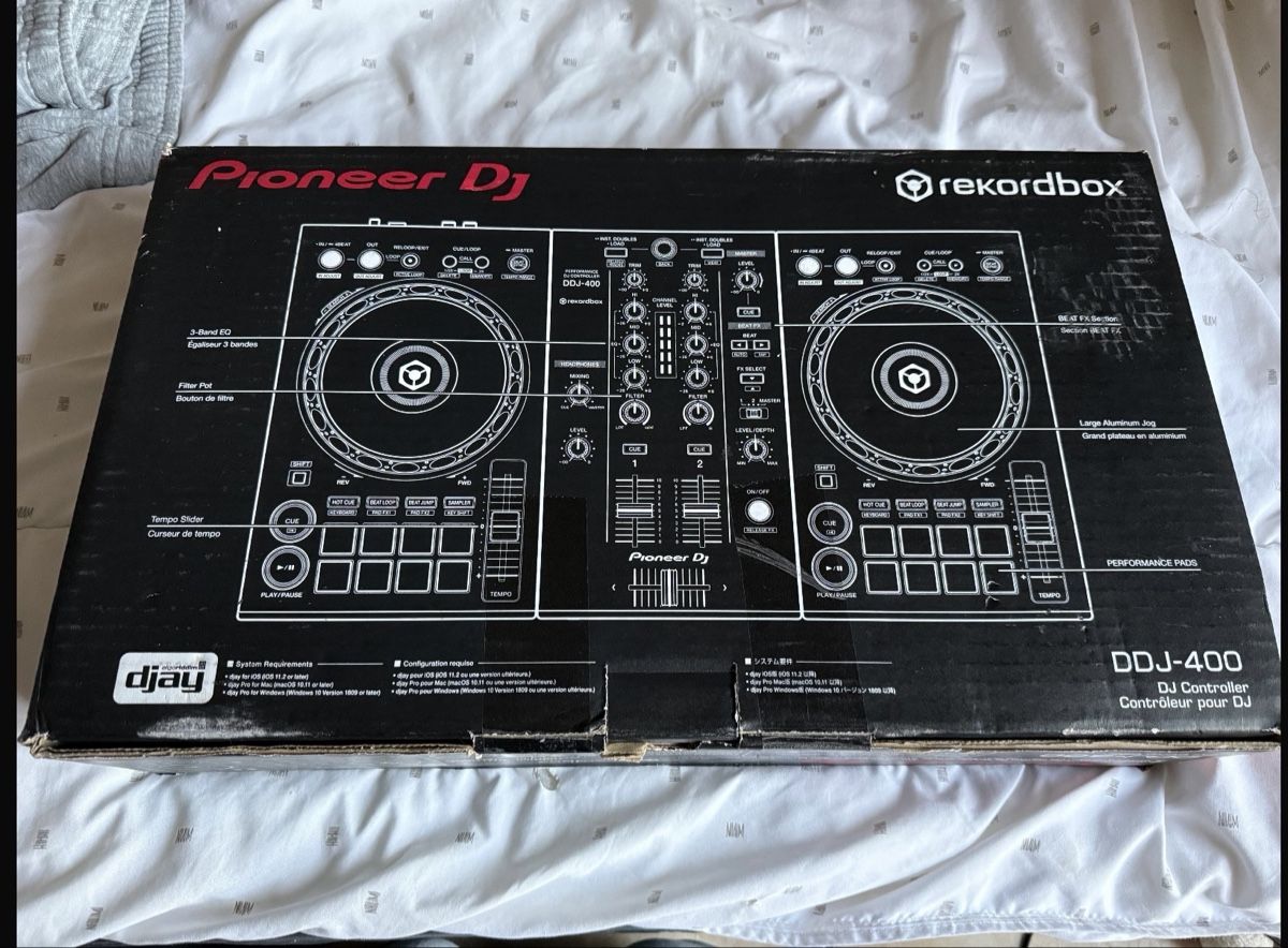 Strumenti musicali: Pioneer DJ DDJ-400 controller, come nuovo, affare – Nuovo e nell'imballaggio originale da S. Pietro venduto da fil_yhb9 1