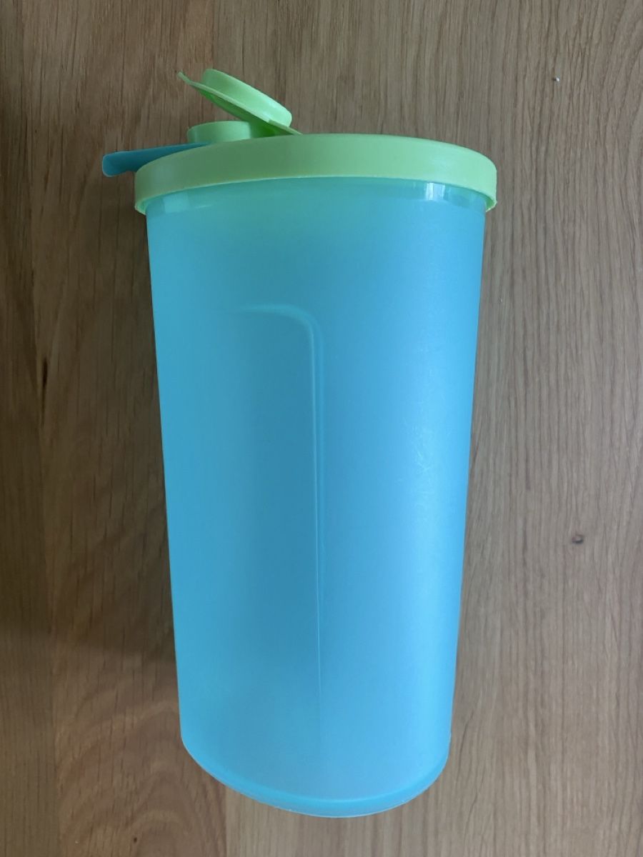 Tupperware Contenitori & Simili: Tupperware Behälter mit Ausguss – Usato da Hünibach venduto da nadalila 1