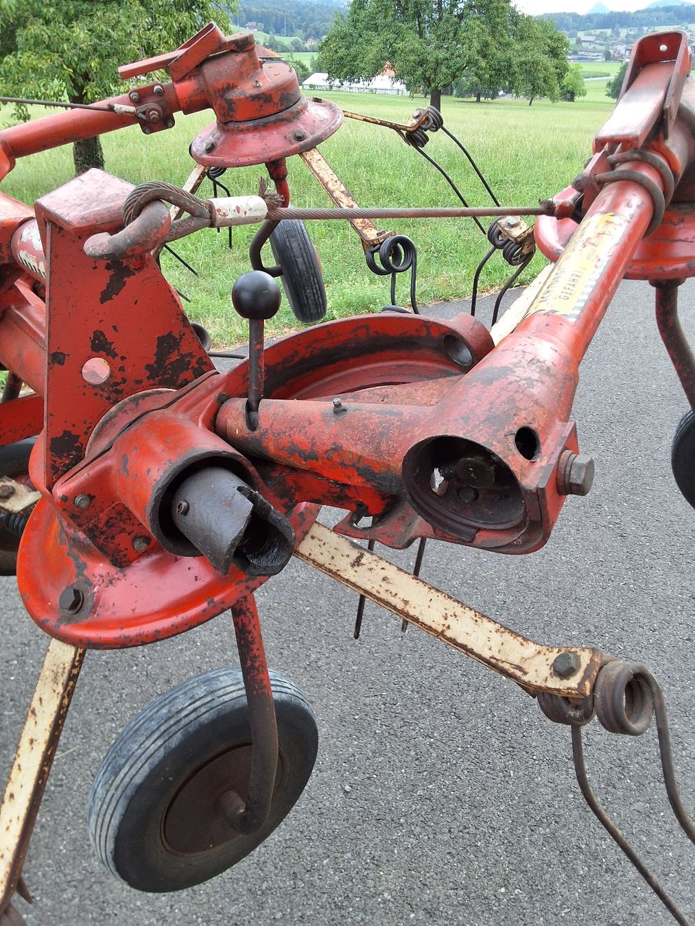 Toutes les machines: Kreiselheuer Fahr – D'occasion à Kerns par unterbalm 5