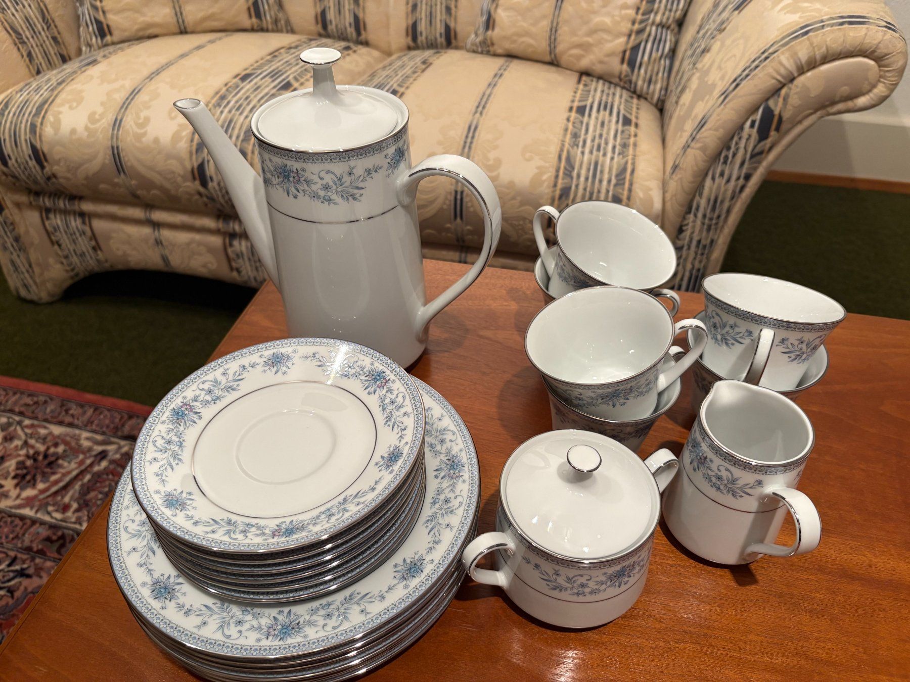 Noritake Set di piatti: Noritake "Blue Hill" Kaffeeservice – Usato da Klingnau venduto da hern01
