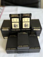 Zippo-Sammlung (94 Stk) – 90er, unbenutzt, mit Geschichte