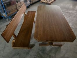 Massivholz Tisch m. Bank