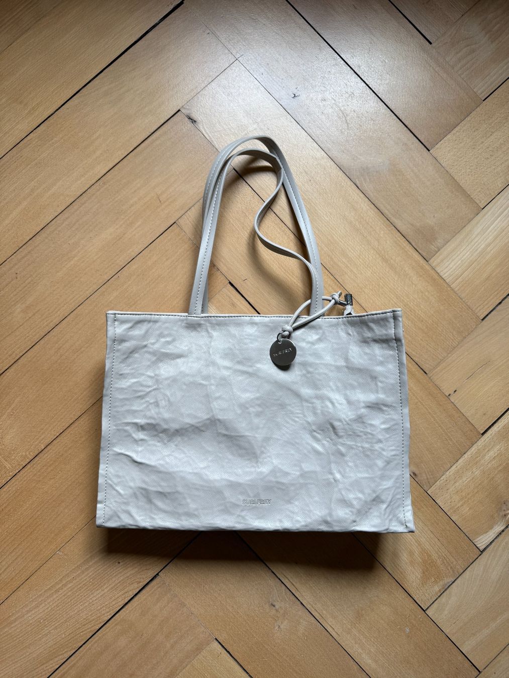 Suri Frey Taschen für Damen: SURI FREY - Handtasche hellgrau – Gebraucht aus Zürich von Diazaio