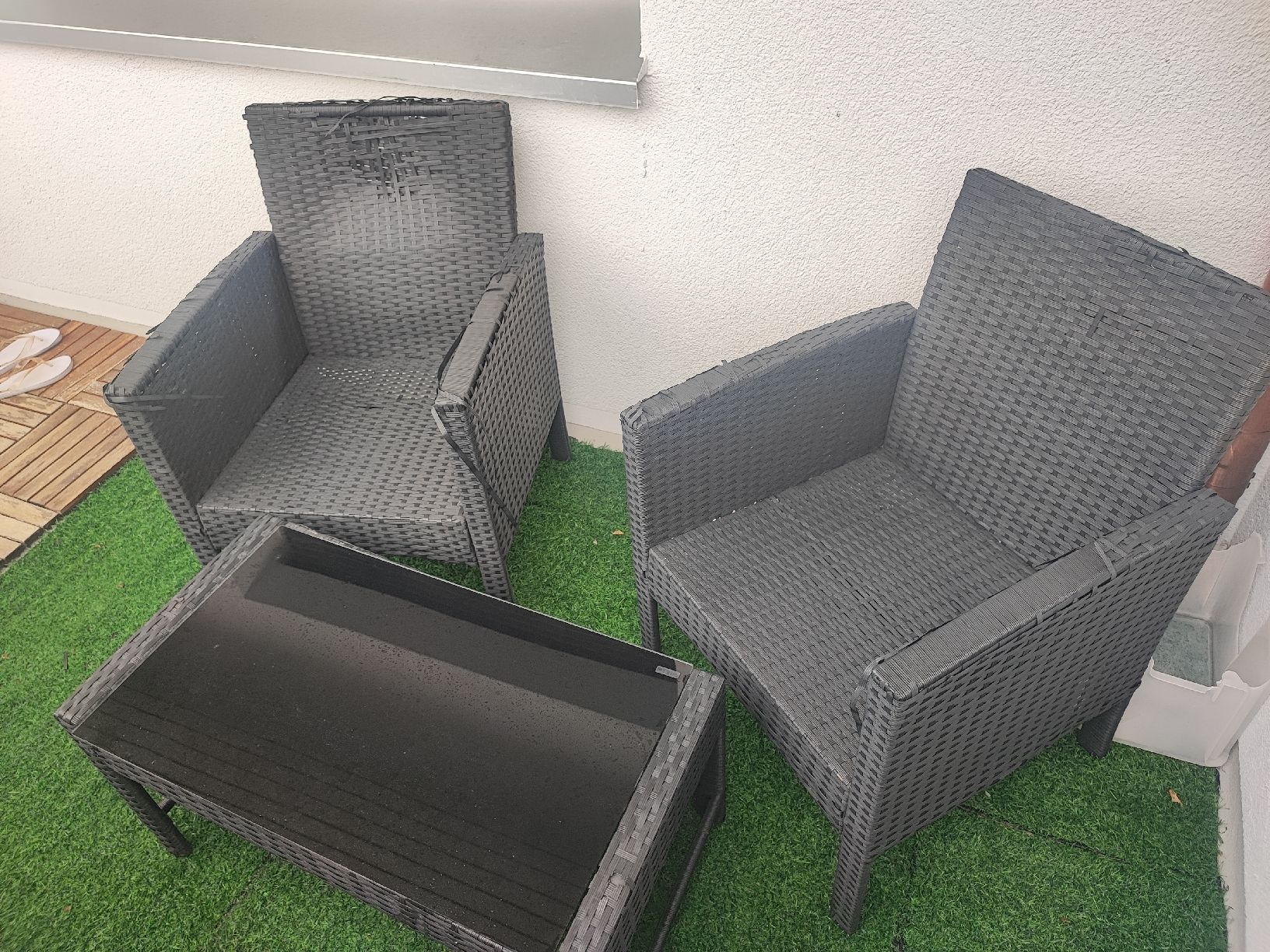 Poltrone: 2 Rattan Sessel mit Tisch – Usato da Zürich venduto da ari_7rtc