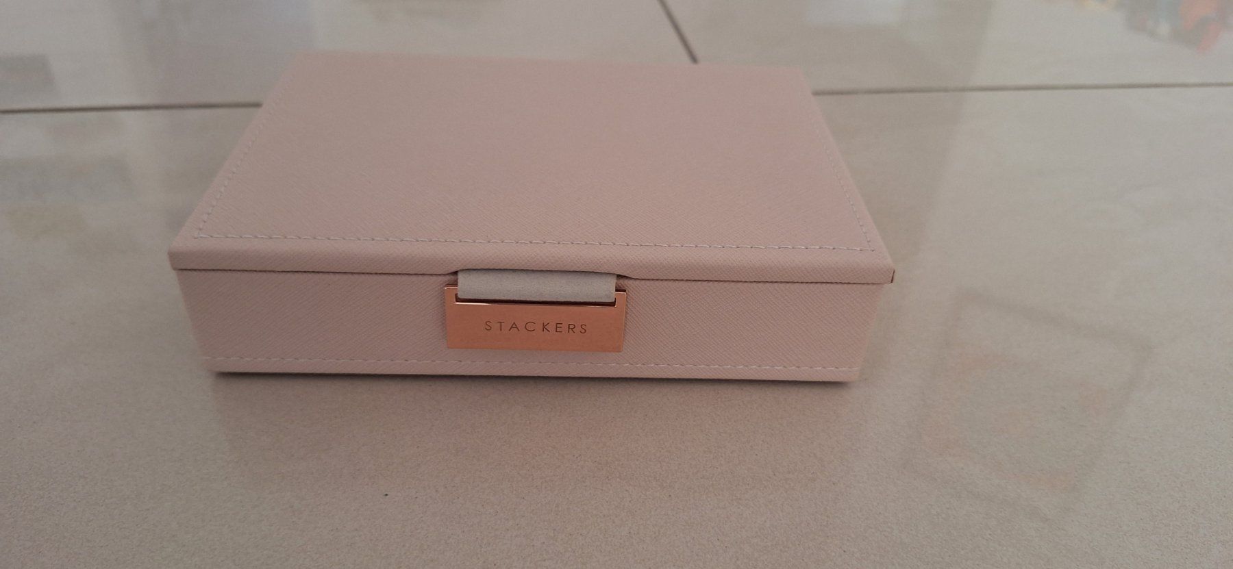 Portagioie: Stackers Taupe Mini-Schmuckkästchen – Usato da Richterswil venduto da uscars 4