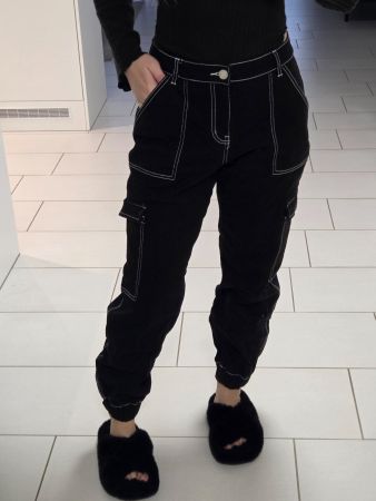 Schwarze Cargohose Gr. S