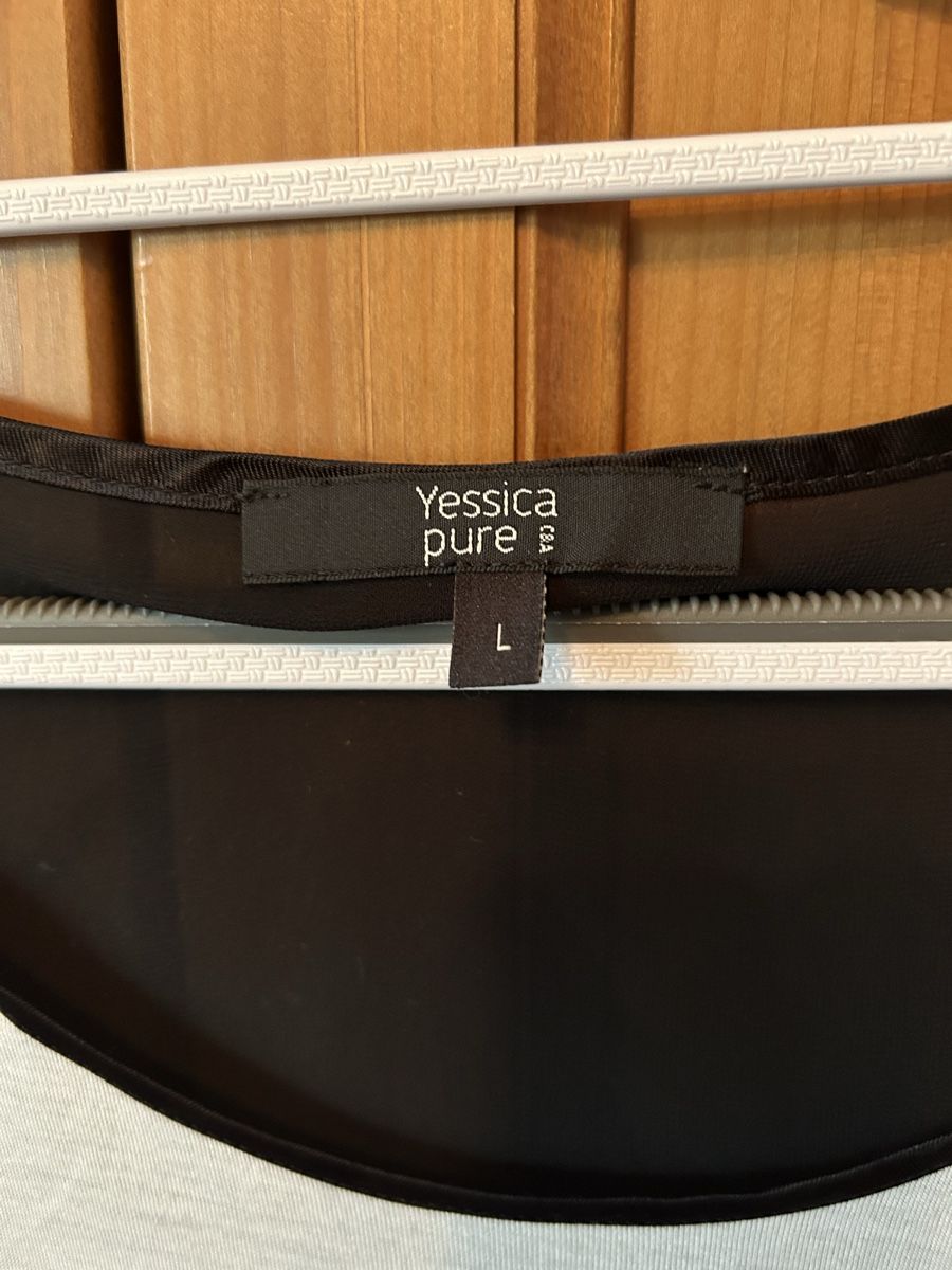 C&A Tuniche: Tunique blanche et noir – Usato da Daillens venduto da guisepa 2