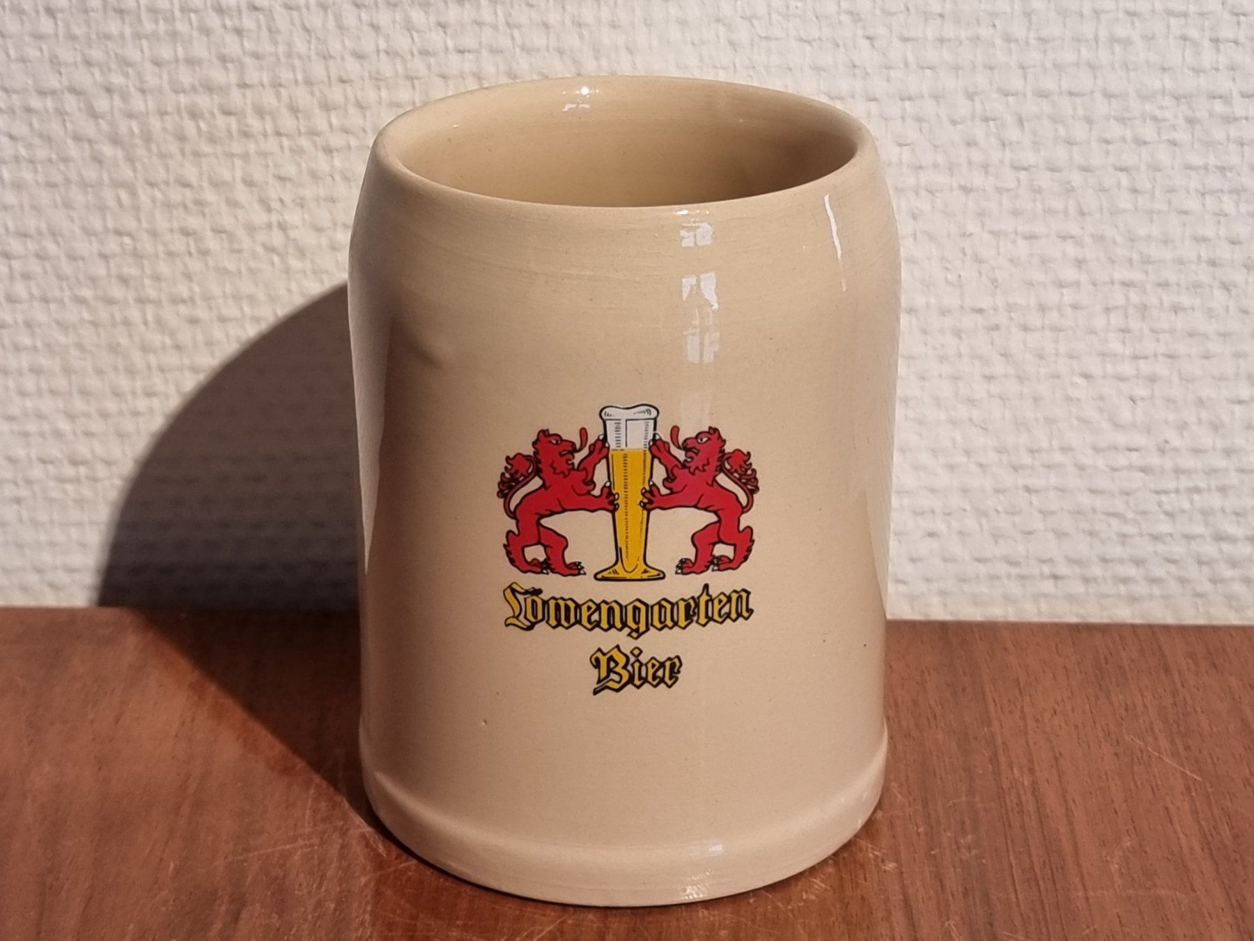 Bicchieri: Löwengarten Bier Steingut Bierkrug / Humpen – Usato da Lommis venduto da 0815undmehr 2