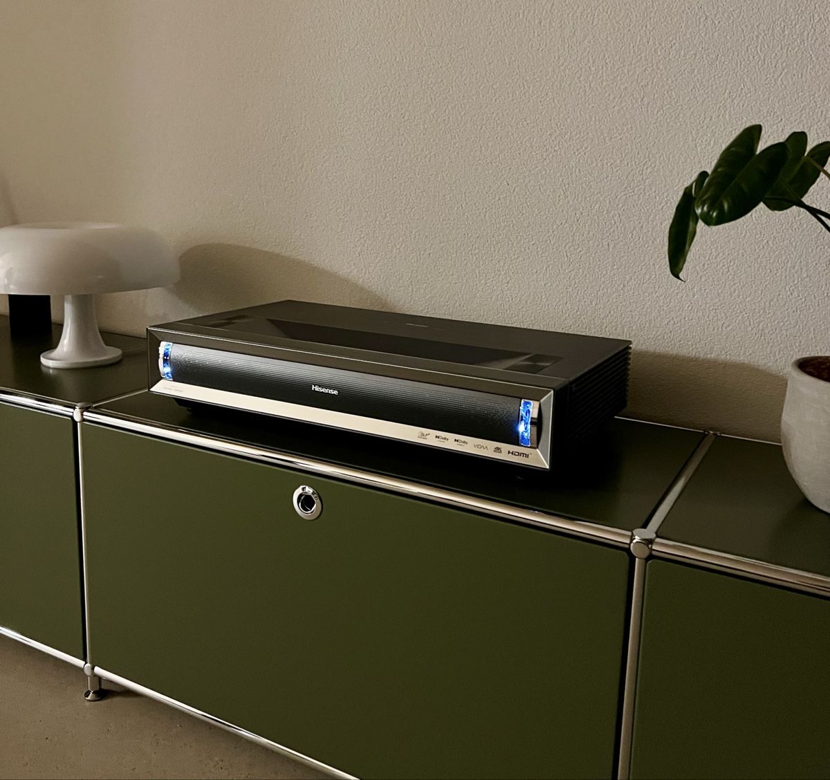 Hisense Home Cinema: Hisense PX3 Laser TV – Usato da Balsthal venduto da dominichohenfeld