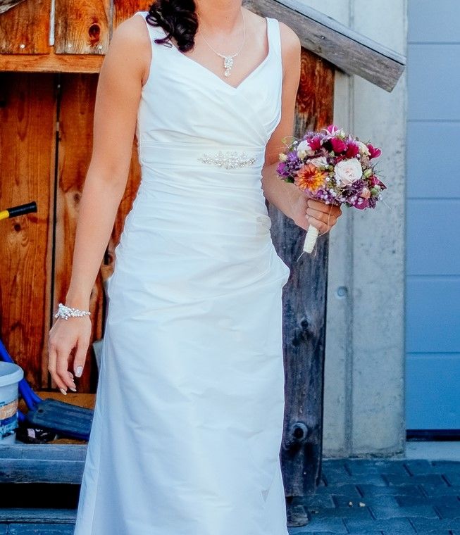 Vestiti: Brautkleid – Nuovo (secondo la descrizione) da Bettwil venduto da janiine88