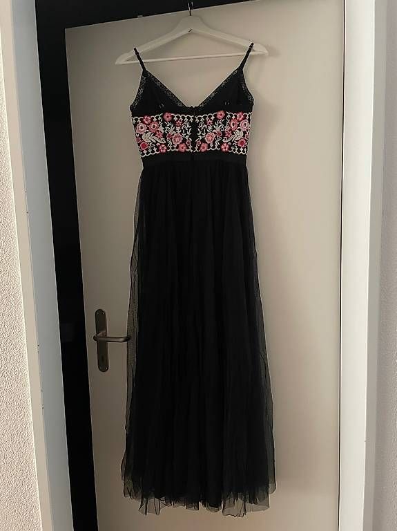 Vestiti: Ballkleid Gr. 36 needle & thread – Usato da Herisau venduto da ste_jw5d 1