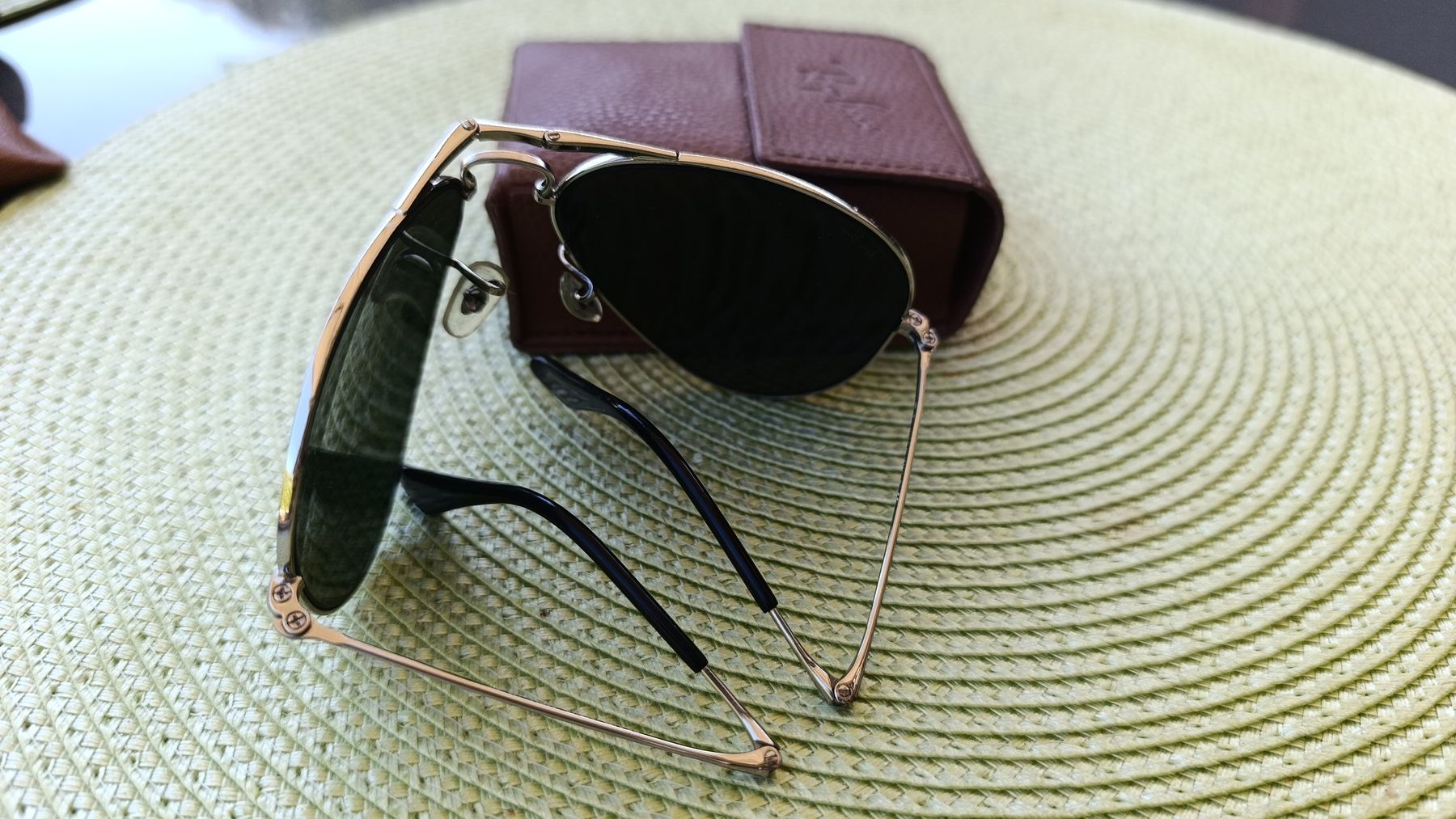 Occhiali & Lenti: Sonnenbrille Pilotenstyle Silver mit braunem Etui – Usato da Arlesheim venduto da plu_b87r 1