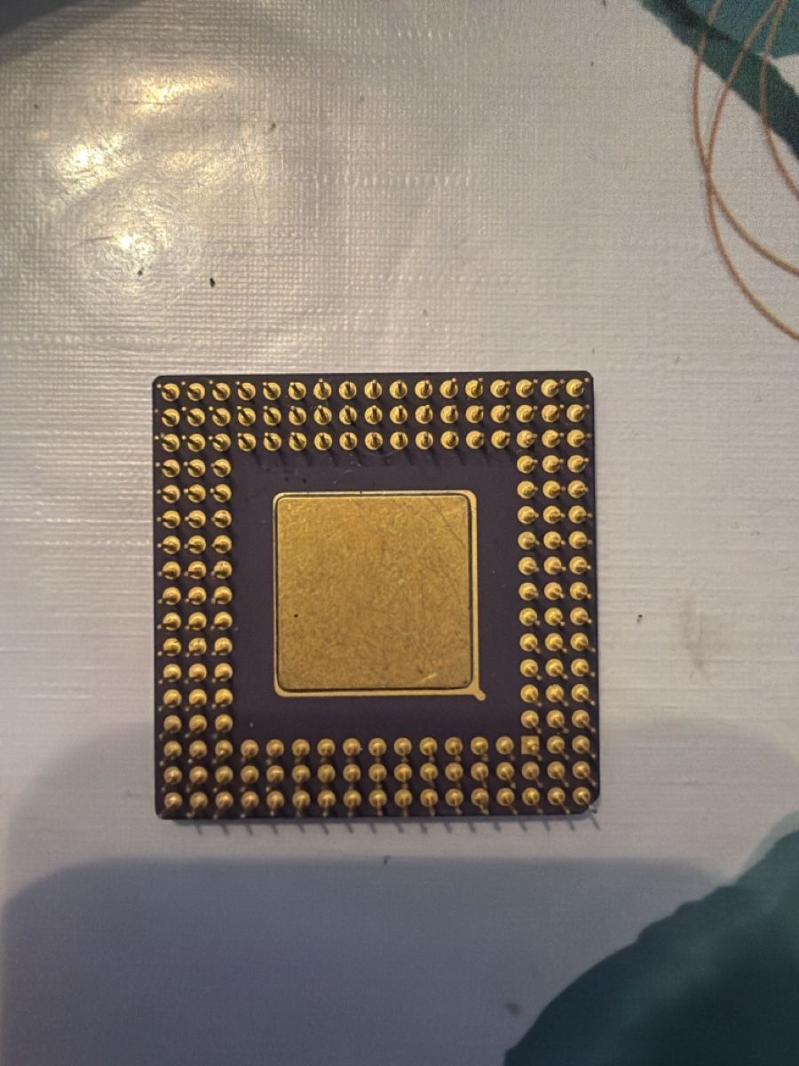Amd Composants électroniques: AMD Am486 SX2-66 – Défectueux à Martigny par capri2800 1