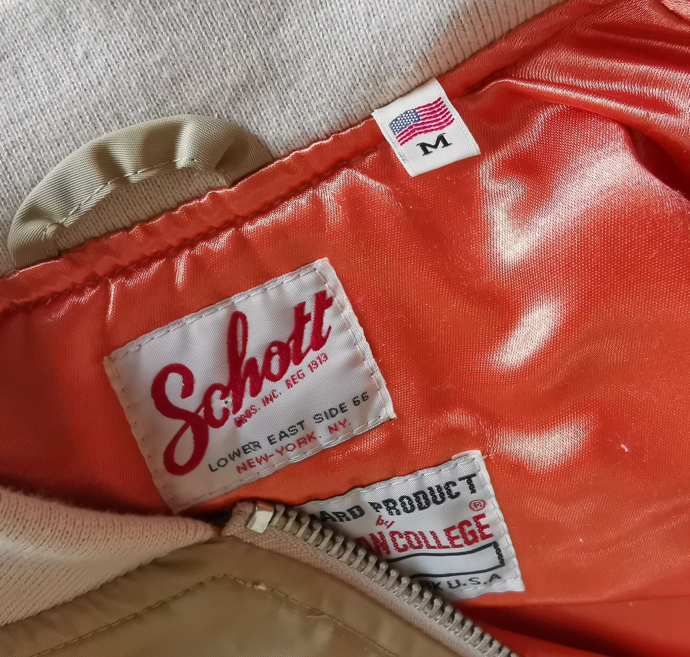 Schott Giacche: Schott Bomberjacke – Usato da Uerikon venduto da pink_flamingo 2