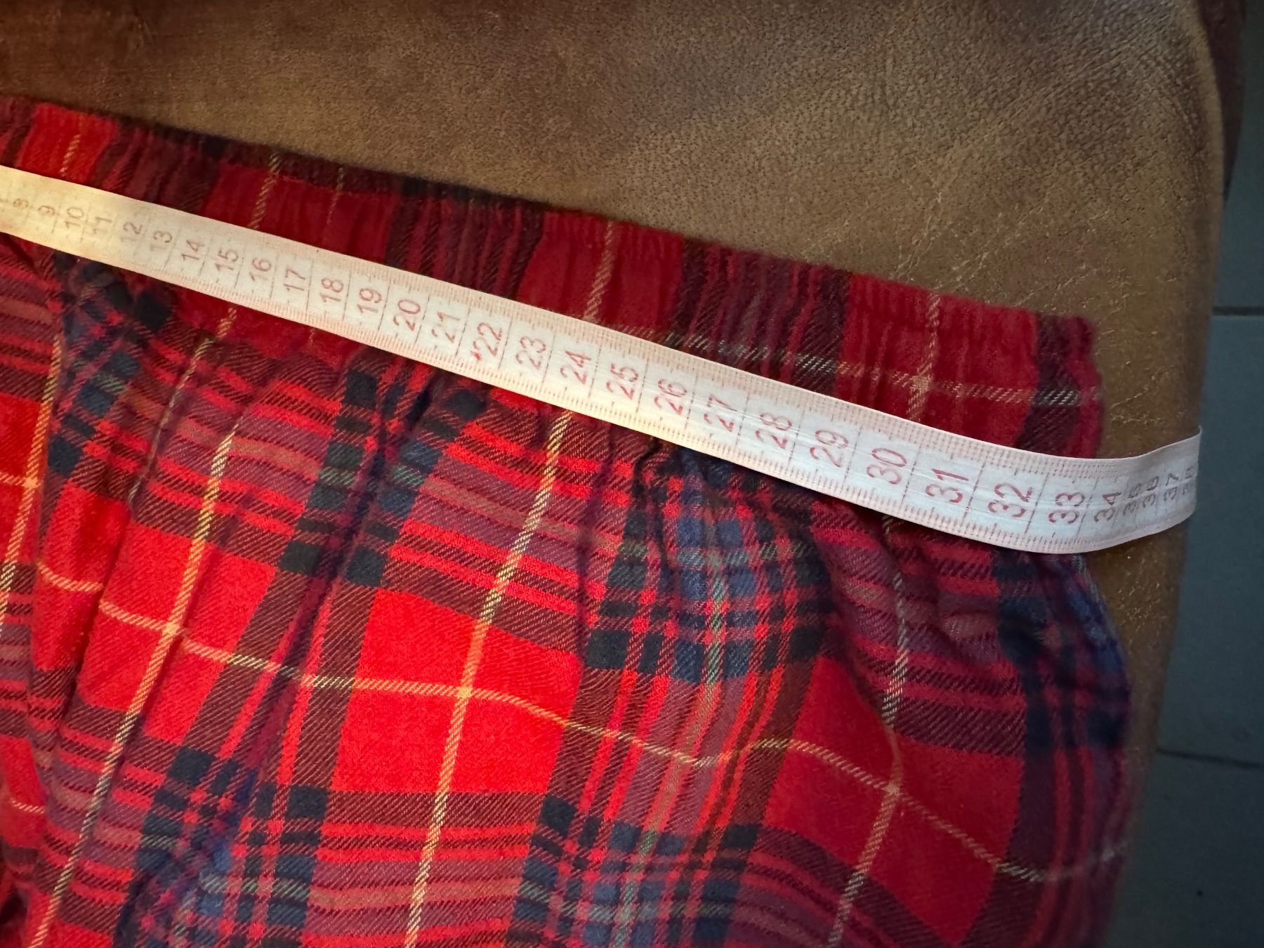 Uniqlo Pantaloni: Uniqlo Hose – Usato da Obfelden venduto da cesarina10 4