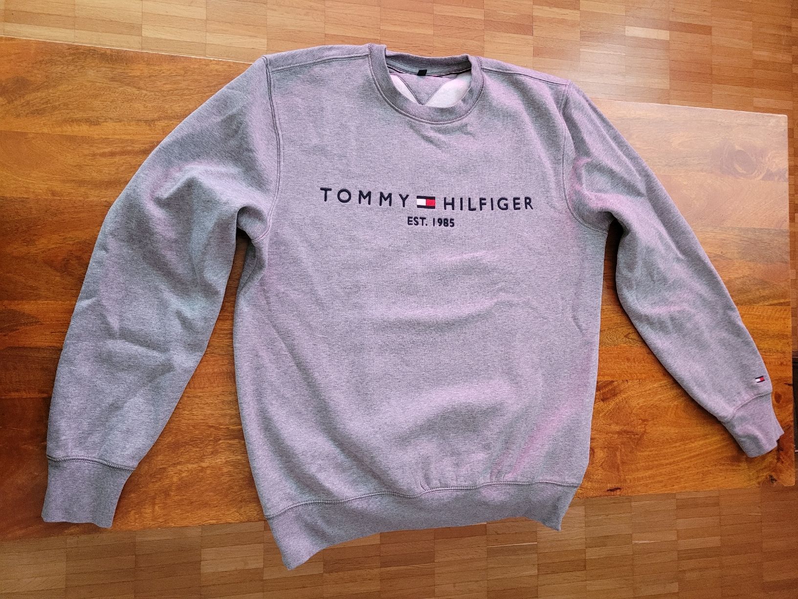 Tommy Hilfiger Maglioni & Felpe: Tommy Hilfiger Pullover  – Nuovo (secondo la descrizione) da Urdorf venduto da schischi03