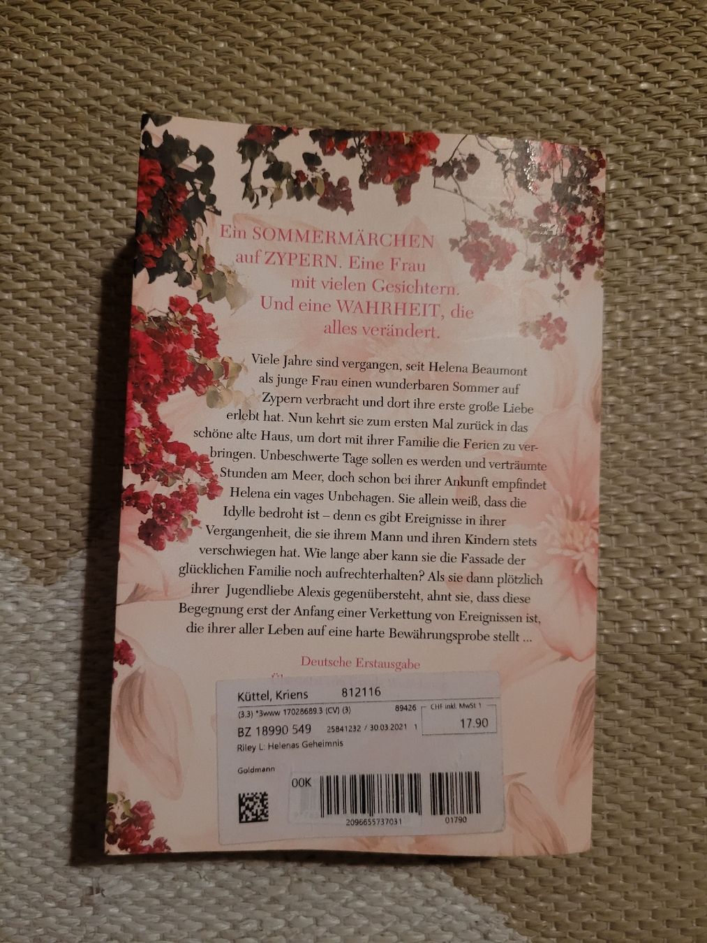 Bücher: Helenas Geheimnis – Gebraucht aus Perlen von Safari_23 1