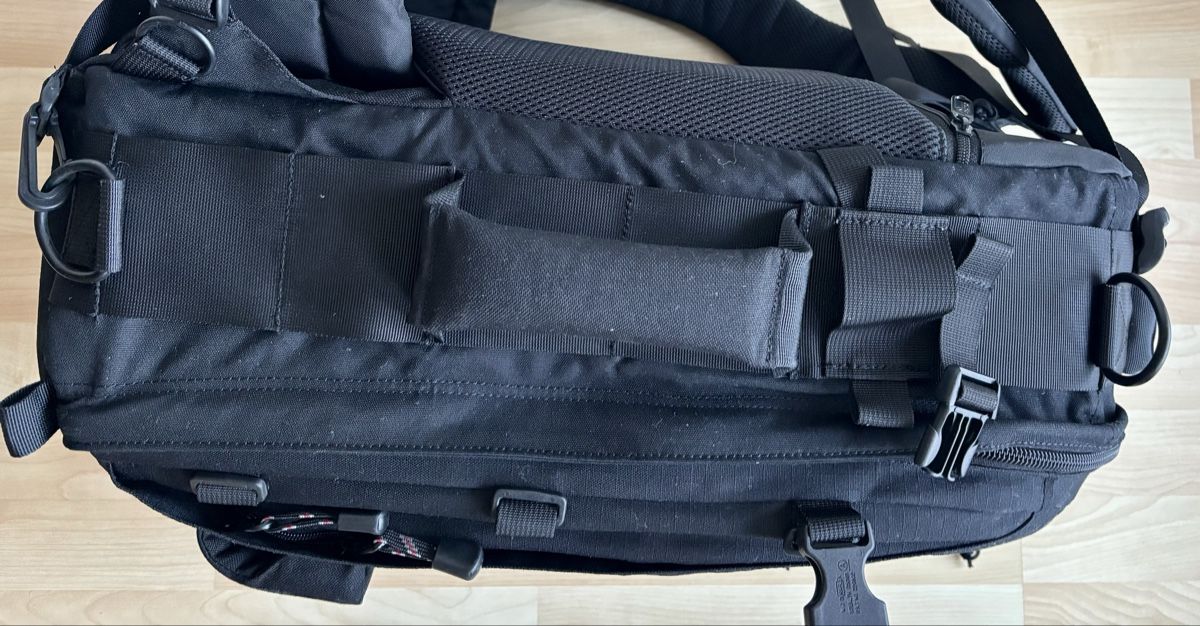 Lowepro Zaini: Neuwertiger Lowepro Photo Trekker Rucksack – Usato da Bern venduto da larrybird 6