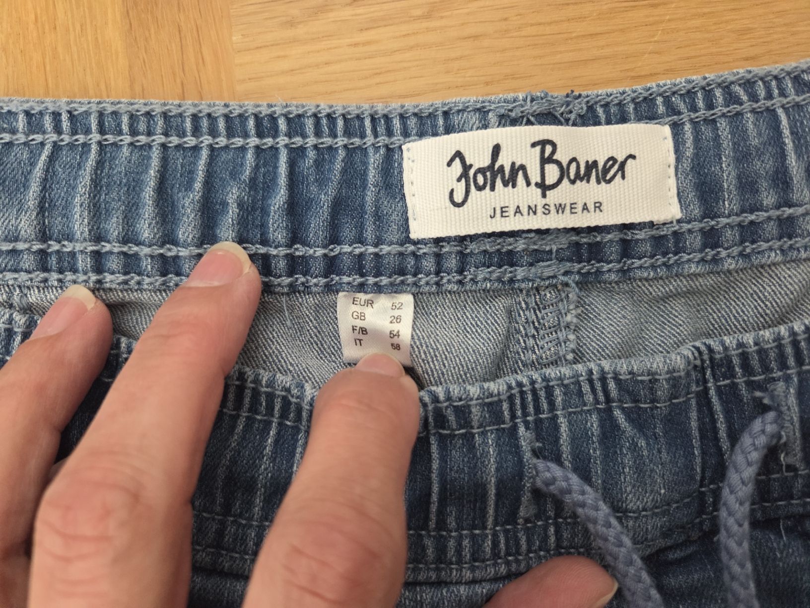 Pantaloni: Kurze John Baner Strech Jeans Gr. 52 – Usato da Uhwiesen venduto da Szummer 2