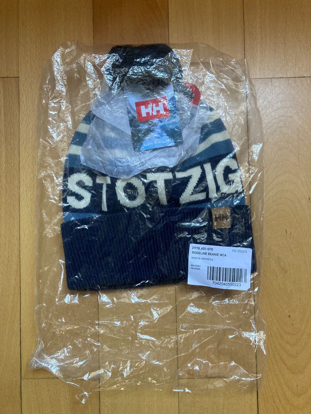 Helly Hansen Copricapi, berretti & cappellini: Helly Hansen Mütze - Chuenisbärgli – Nuovo e nell'imballaggio originale da Bern venduto da FlorianS